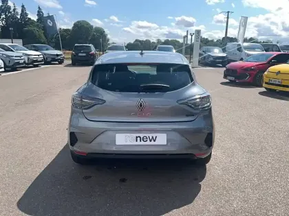 Photo 20 Renault Clio  E-Tech full hybrid 145 ch GSR2