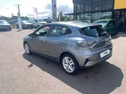 Photo 17 Renault Clio  E-Tech full hybrid 145 ch GSR2