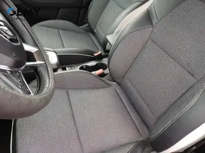 Photo 8 Renault Captur  E-Tech full hybrid 145