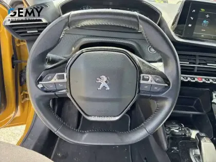 Photo 14 Peugeot 208  Electrique 50 kWh 136ch
