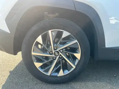 Photo 16 Hyundai Tucson  1.6 T-GDI 150 Hybrid 48V iBVM