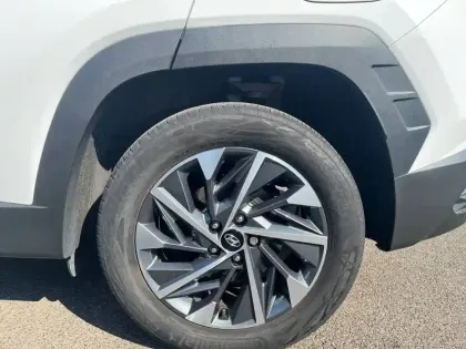Photo 17 Hyundai Tucson  1.6 T-GDI 150 Hybrid 48V iBVM