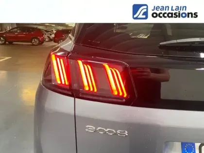 Photo 19 Peugeot 3008  Hybrid 225 e-EAT8