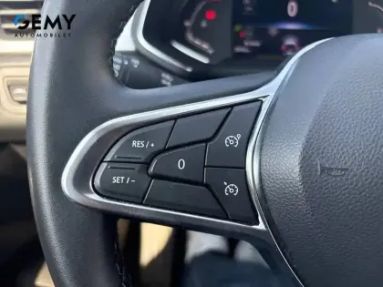 Photo 15 Renault Captur  mild hybrid 140