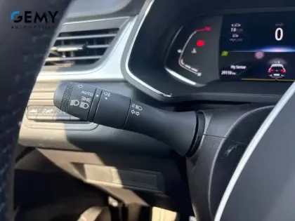 Photo 18 Renault Captur  mild hybrid 140