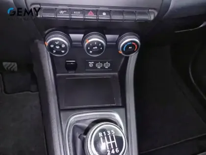 Photo 28 Renault Captur  TCe 100 GPL