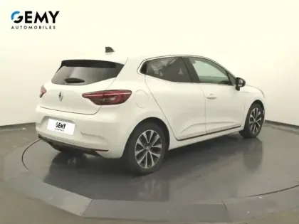 Photo 32 Renault Clio  E-Tech full hybrid 145