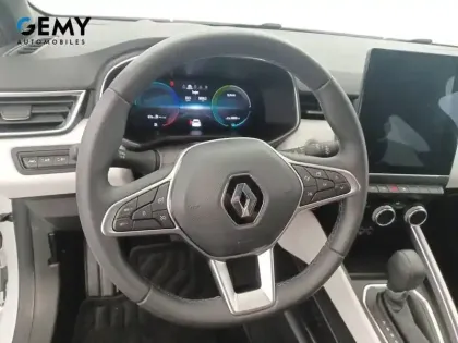 Photo 27 Renault Clio  E-Tech full hybrid 145