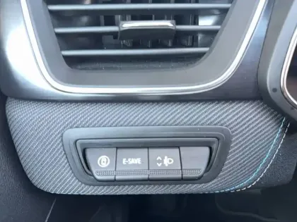 Photo 47 Renault Captur  E-Tech full hybrid 145 ch