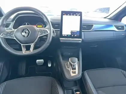 Photo 10 Renault Captur  E-Tech full hybrid 145 ch