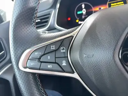 Photo 44 Renault Captur  E-Tech full hybrid 145 ch