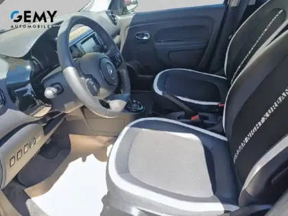 Photo 8 Renault Twingo  III E-Tech