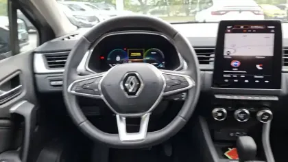 Photo 10 Renault Captur  E-Tech hybride 145