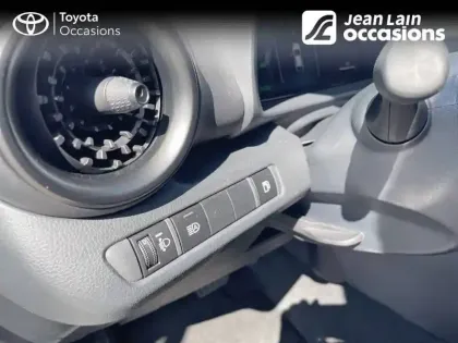 Photo 18 Toyota C-HR  Hybride 140
