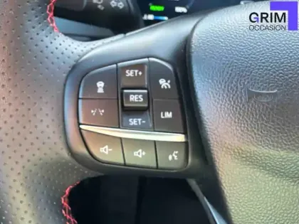 Photo 24 Ford Kuga  2.5 Duratec 180 ch FlexiFuel FHEV E85 Powershift