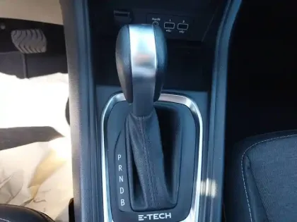 Photo 25 Renault Captur  E-Tech 145 - 21