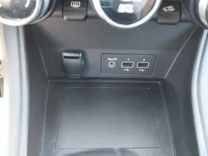 Photo 26 Renault Captur  E-Tech 145 - 21