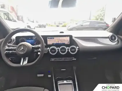 Photo 11 Mercedes GLA  200 d 8G-DCT
