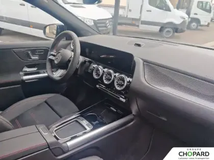 Photo 12 Mercedes GLA  200 d 8G-DCT