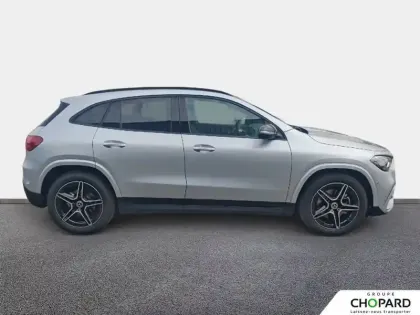 Photo 8 Mercedes GLA  200 d 8G-DCT