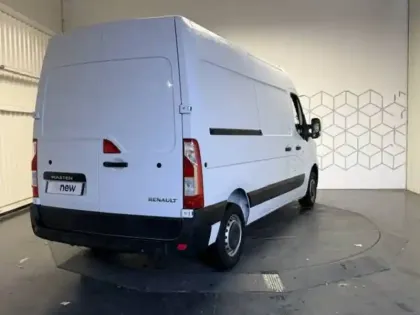 Photo 14 Renault Master  FGN TRAC F3300 L2H2 DCI 135