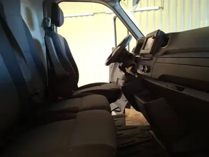 Photo 59 Renault Master  FGN TRAC F3300 L2H2 DCI 135