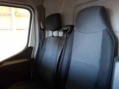 Photo 85 Renault Master  FGN TRAC F3300 L2H2 DCI 135