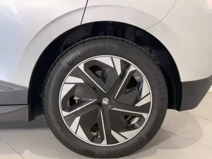 Photo 8 Mg Mg4  Electric 64kWh - 150 kW 2WD