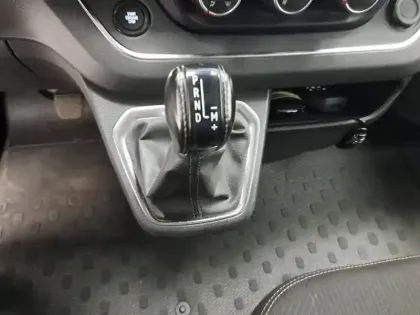 Photo 36 Renault Trafic  L1 dCi 150 Energy S&S EDC