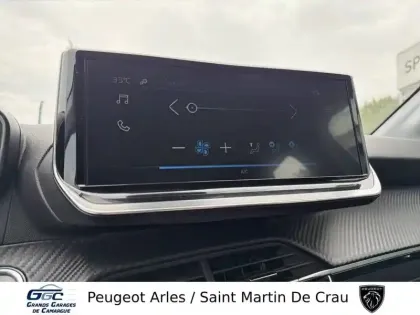 Photo 17 Peugeot 208  PureTech 100 S&S BVM6