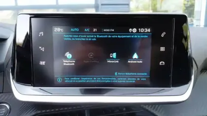 Photo 15 Peugeot 208  PureTech 100 S&S BVM6