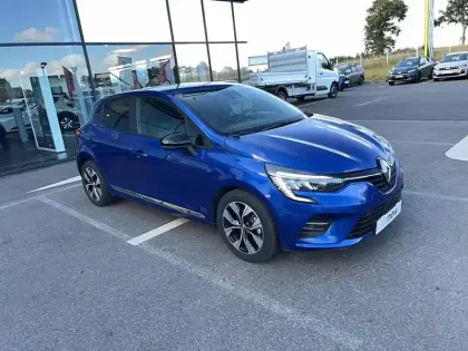 Photo 6 Renault Clio  E-Tech full hybrid 145