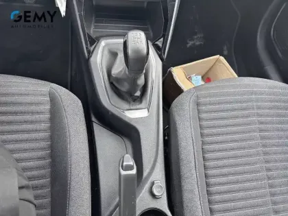 Photo 35 Peugeot 208  PureTech 75 S&S BVM5