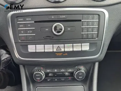Photo 10 Mercedes GLA  200 7-G DCT