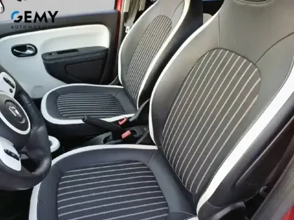 Photo 8 Renault Twingo  III E-Tech
