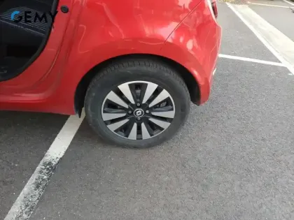 Photo 10 Renault Twingo  III E-Tech