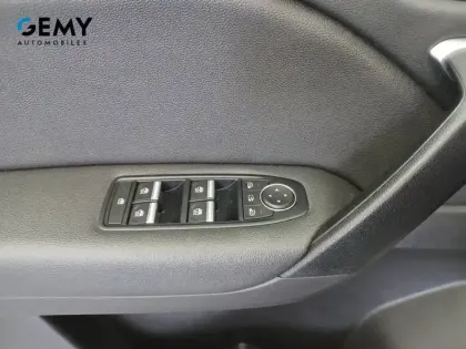 Photo 31 Renault Captur  Blue dCi 95