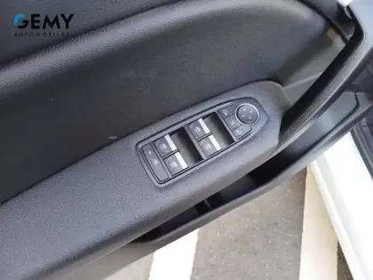 Photo 13 Renault Captur  Blue dCi 95