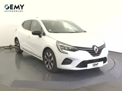 Photo 22 Renault Clio  E-Tech full hybrid 145