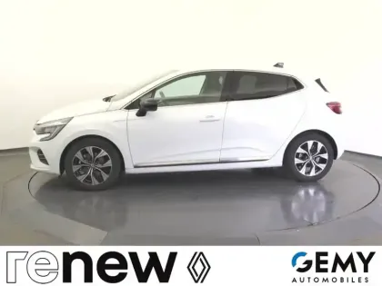 Photo 18 Renault Clio  E-Tech full hybrid 145