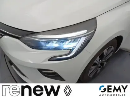 Photo 15 Renault Clio  E-Tech full hybrid 145