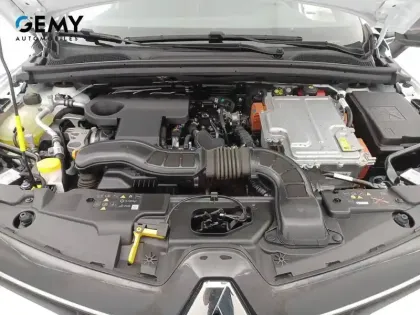 Photo 34 Renault Clio  E-Tech full hybrid 145