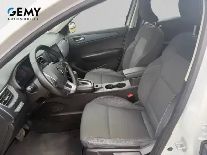 Photo 8 Renault Arkana  E-Tech hybride 145 - 22