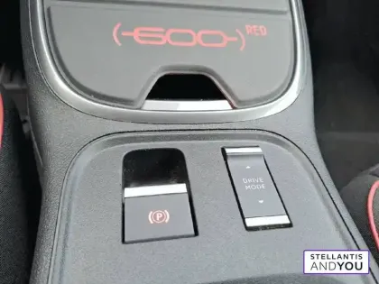Photo 15 Fiat 600 e 54 kWh 156 ch
