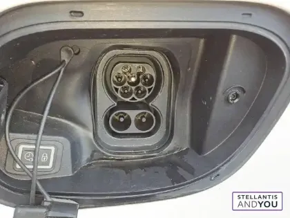 Photo 22 Fiat 600 e 54 kWh 156 ch