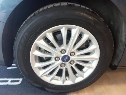 Photo 16 Ford Focus  SW 1.5 EcoBlue 120 S&S