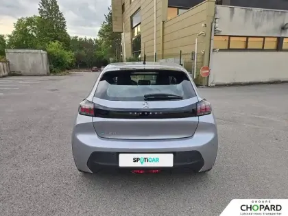 Photo 33 Peugeot 208  Electrique 50 kWh 136ch