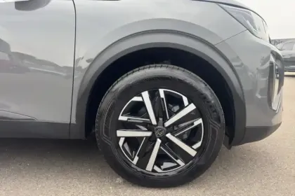 Photo 14 Peugeot 2008  PureTech 100 S&S BVM6