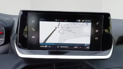 Photo 12 Peugeot 2008  BlueHDi 110 S&S BVM6