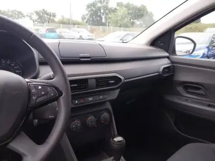 Photo 37 Dacia Sandero  SCe 65